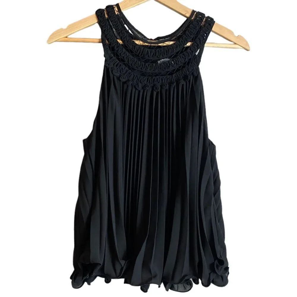 Endless rose witchy crochet tank
